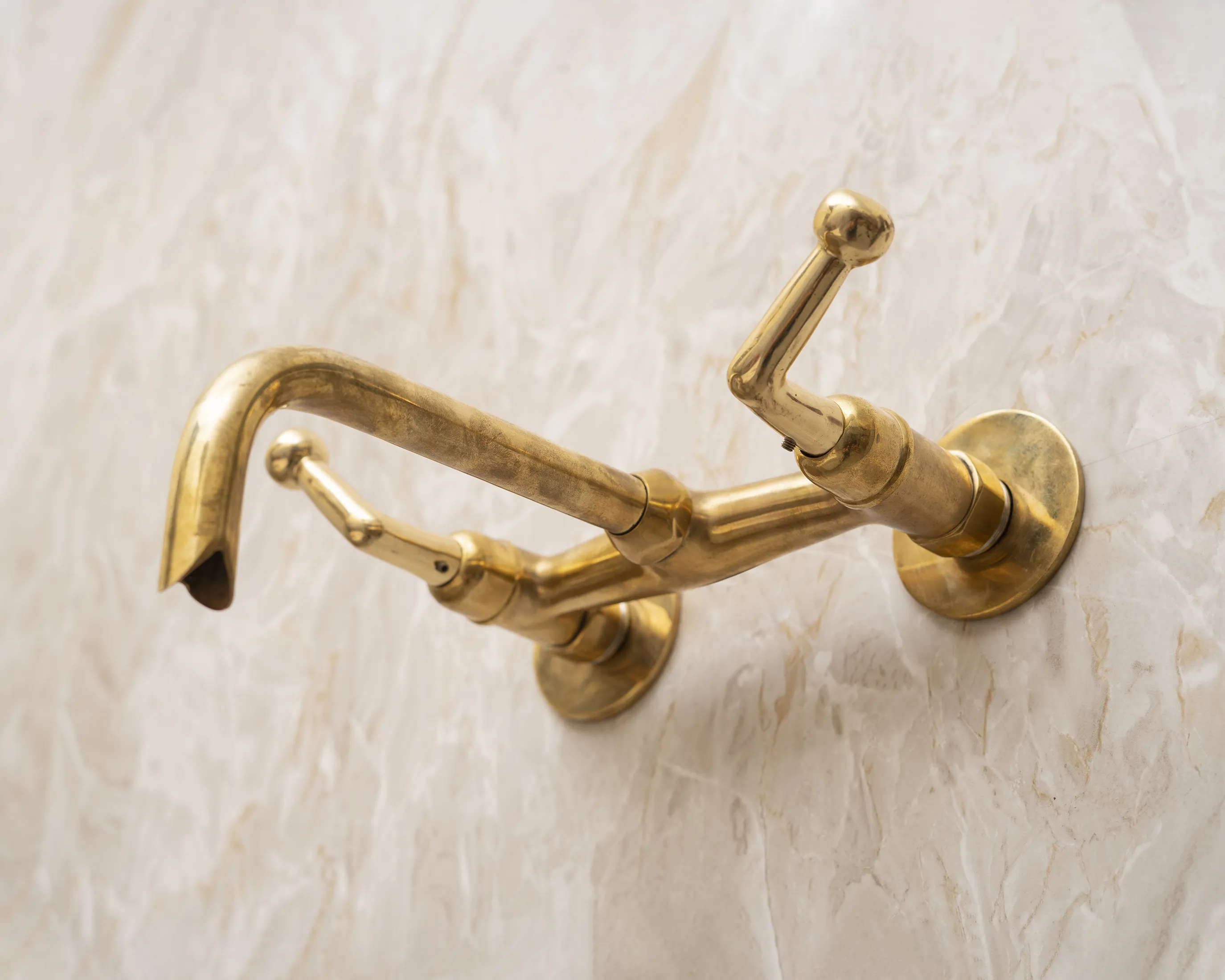 Solid Brass Wall Mounted Tub Filler With Lever handles - Image 3