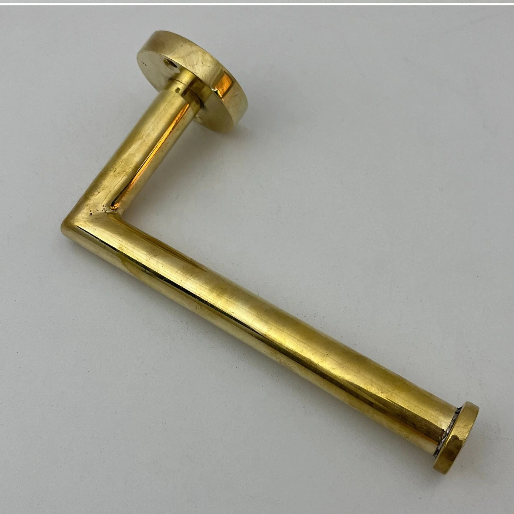 Unlacquered brass Toilet Paper Roll Holder - Image 4