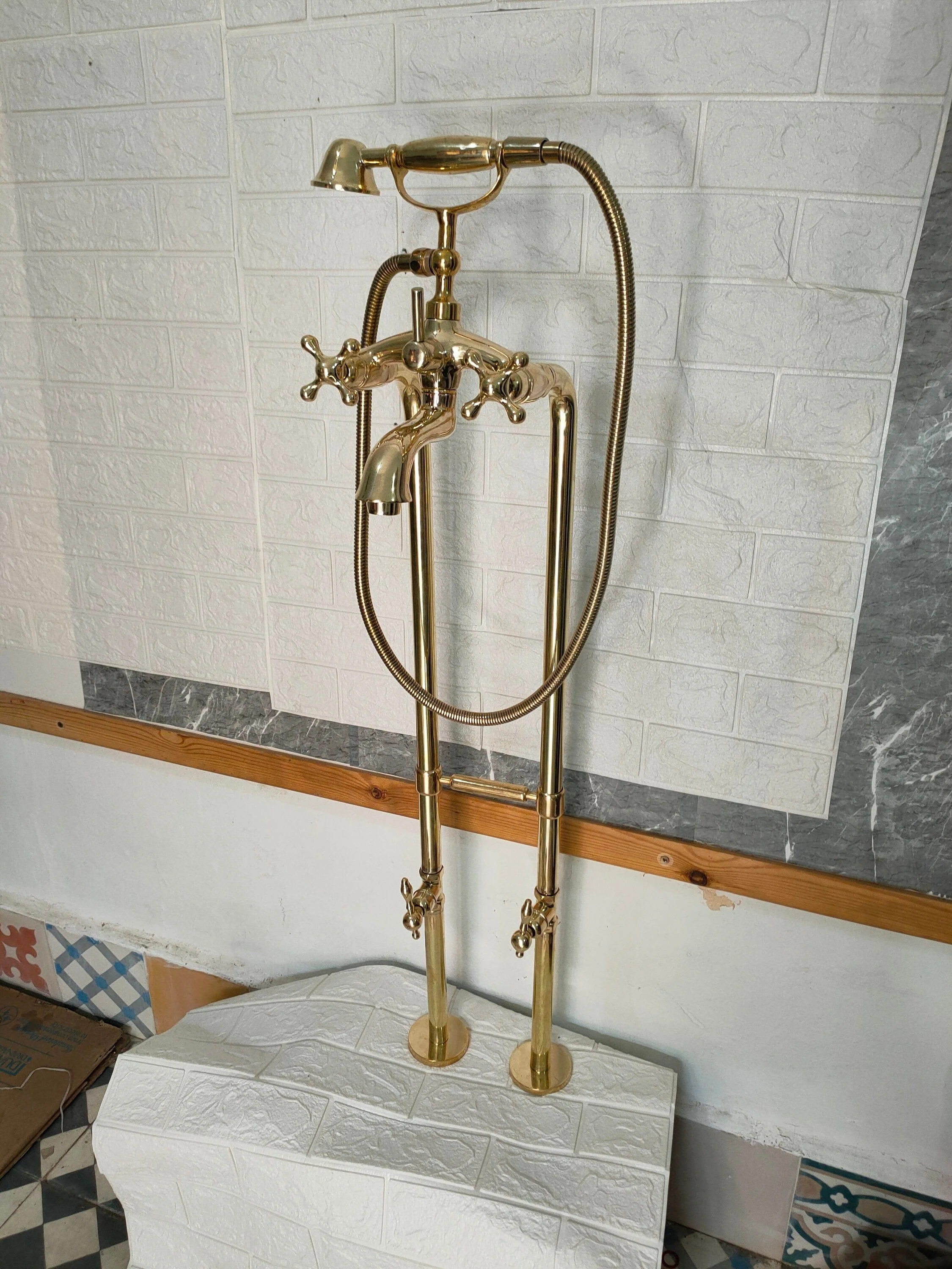 Unlaquered Brass Freestanding Tub Filler Faucet - Image 3